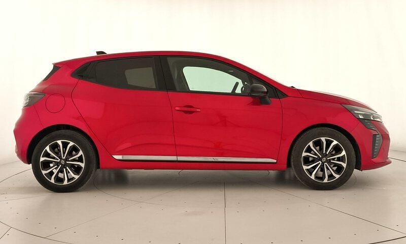 Usado Renault Clio V Techno 100 CV (73 kW) 2025 Rojo Berlina