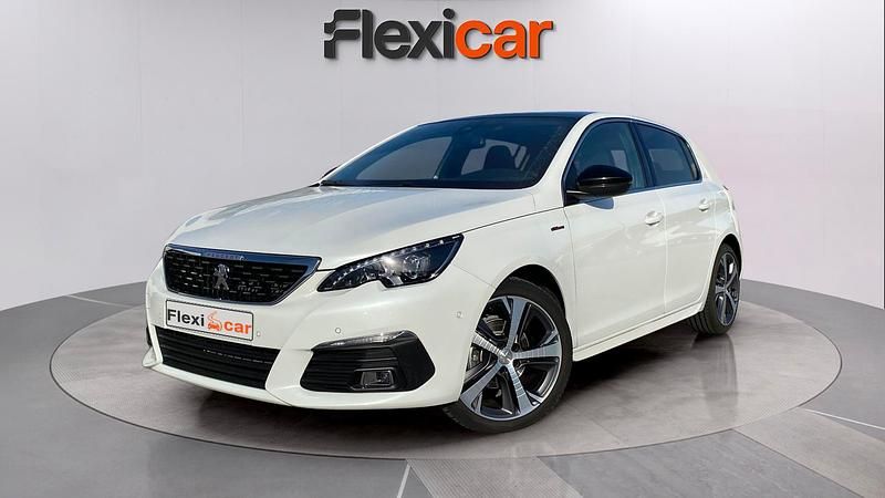 Usado Peugeot 308 GT-line 131 CV (96 kW) 2018 Blanco Berlina