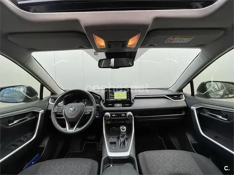 Usado Toyota RAV4 Hybrid Style 218 CV (160 kW) 2021 Gris / plata SUV