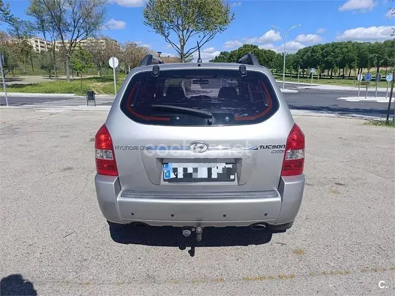 Usado Hyundai Tucson Style 140 CV (102 kW) 2007 Gris / plata SUV