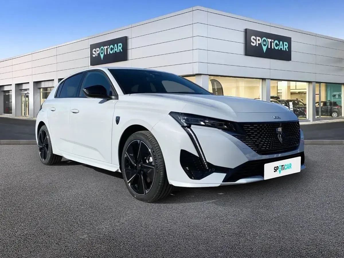 Usado Peugeot e-308 GT 114 kW (156 CV) 2023 Blanco Utilitario