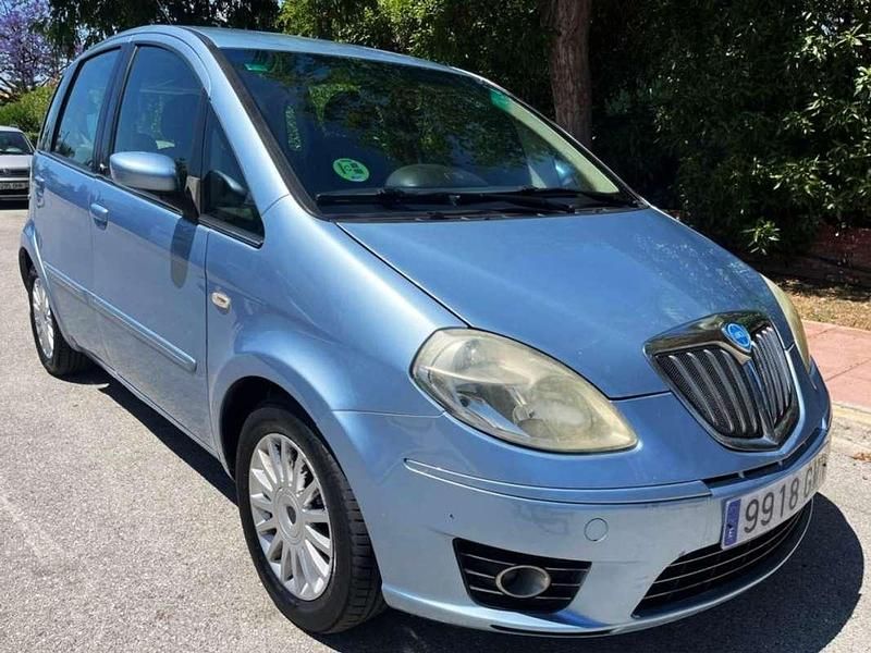 Azul Usado 2009 Lancia Musa Monovolumen | 3500 € - Imagen 1/4
