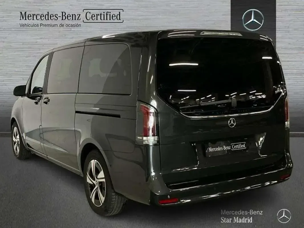 Usado Mercedes V250 Style 139 CV (102 kW) 2025 Gris Monovolumen