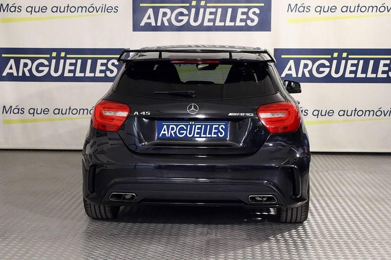 Usado Mercedes A45 AMG AMG 360 CV (264 kW) 2014 Negro metalizado Utilitario