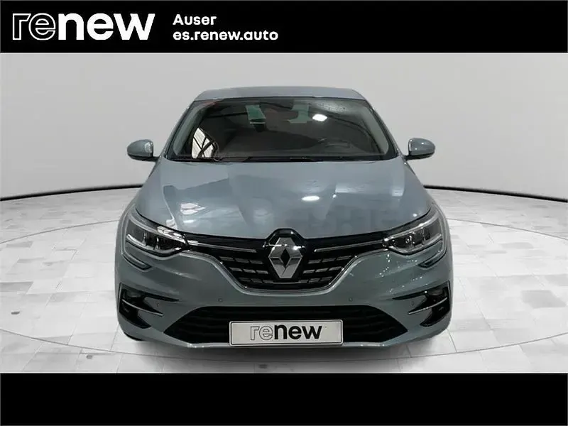 Usado Renault Mégane Zen 160 CV (117 kW) 2021 Gris / plata Berlina