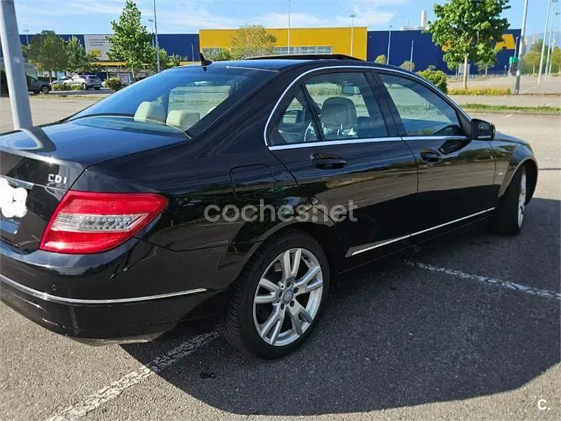 Usado Mercedes C250 Elegance 204 CV (150 kW) 2009 Negro Berlina