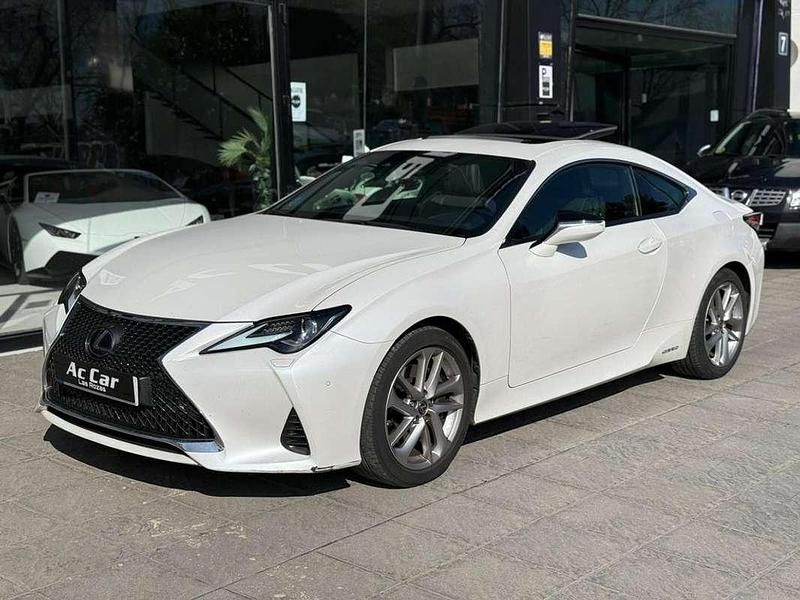 Usado Lexus RC300h Executive Line 223 CV (164 kW) 2021 Blanco Coupe