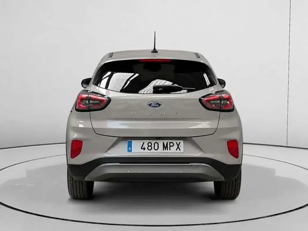 Usado Ford Puma Titanium 125 CV (91 kW) 2024 Gris SUV