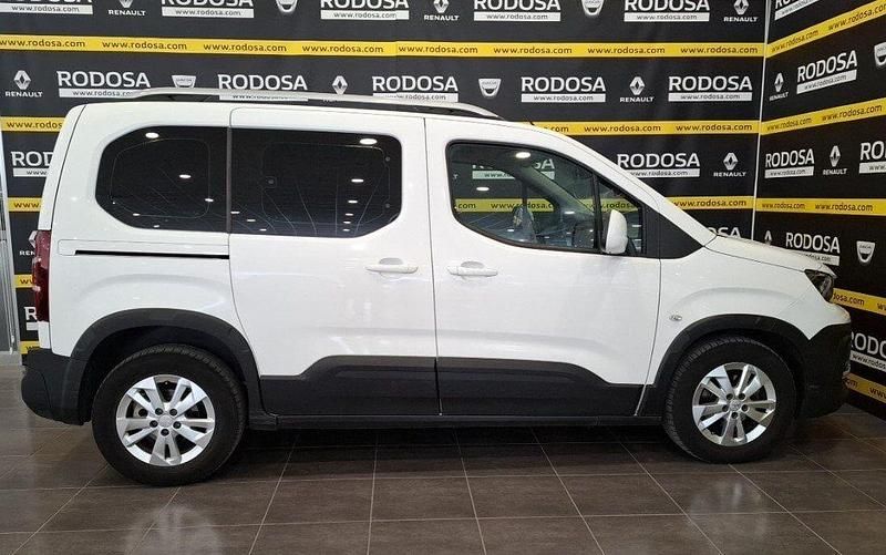 Usado Peugeot Rifter Access 100 CV (73 kW) 2019 Blanco Monovolumen