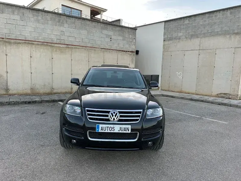 Usado VW Touareg Individual 450 CV (330 kW) 2008 Negro SUV