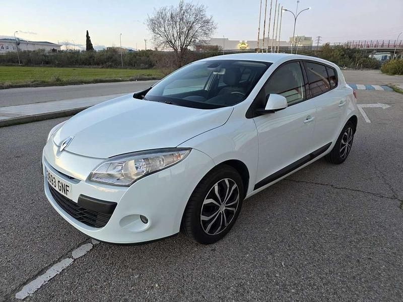 Usado Renault Mégane III Expression 106 CV (77 kW) 2009 Blanco Utilitario