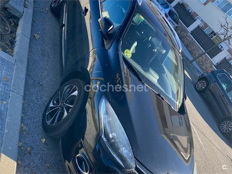 Usado Renault Mégane GrandTour Bose Edition 130 CV (95 kW) 2015 Negro Familiar