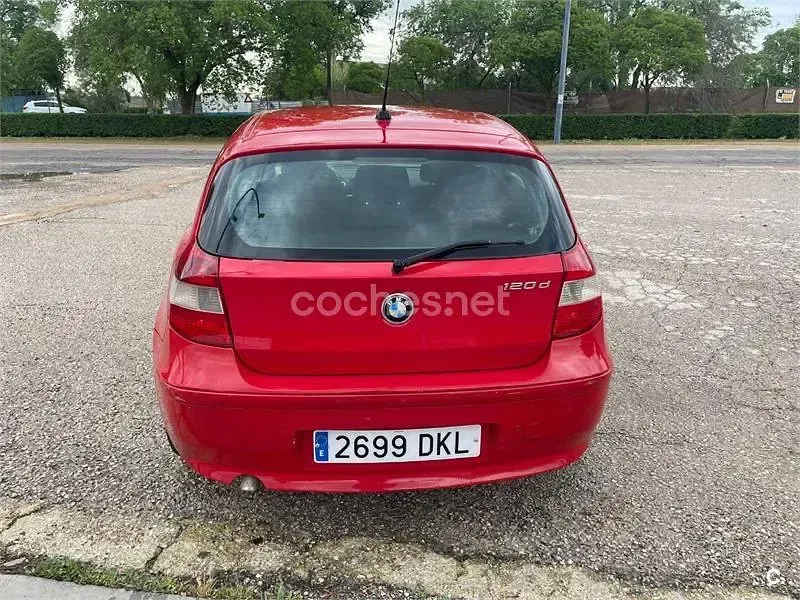Usado BMW 120 163 CV (119 kW) 2005 Rojo Utilitario