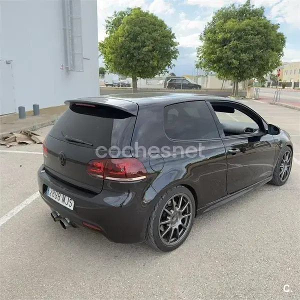 Usado VW Golf VII R 270 CV (198 kW) 2012 Negro Berlina