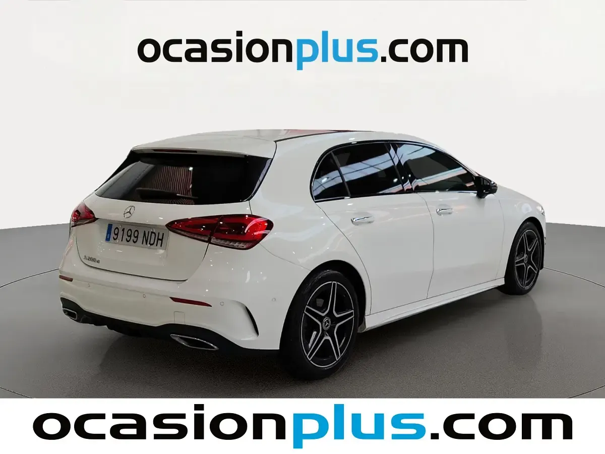 Usado Mercedes A200 AMG 150 CV (110 kW) 2025 Blanco Utilitario