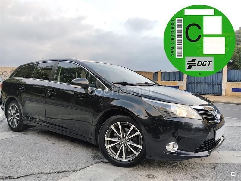 Negro Usado 2012 Toyota Avensis Advance Familiar | 9950 € (Precio justo) - Imagen 1/4