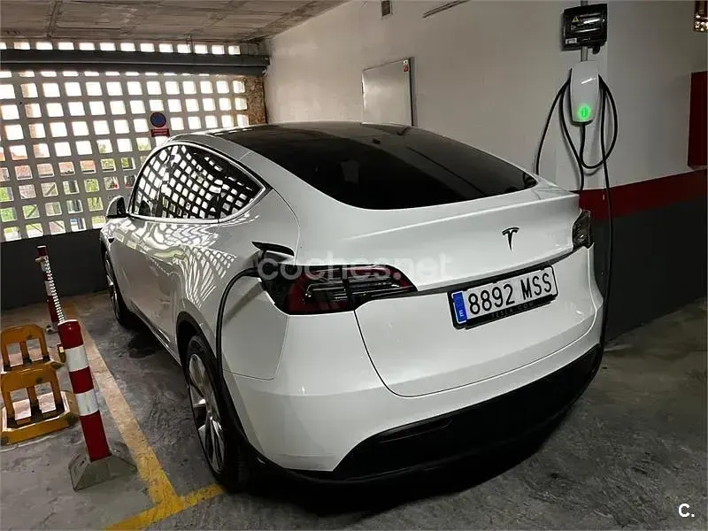 Usado Tesla Model Y RWD 255 kW (347 CV) 2024 Eléctrico SUV