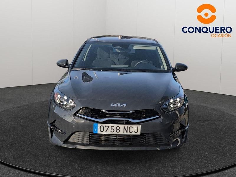 Usado Kia Ceed 100 CV (73 kW) 2025 Gris / plata Utilitario