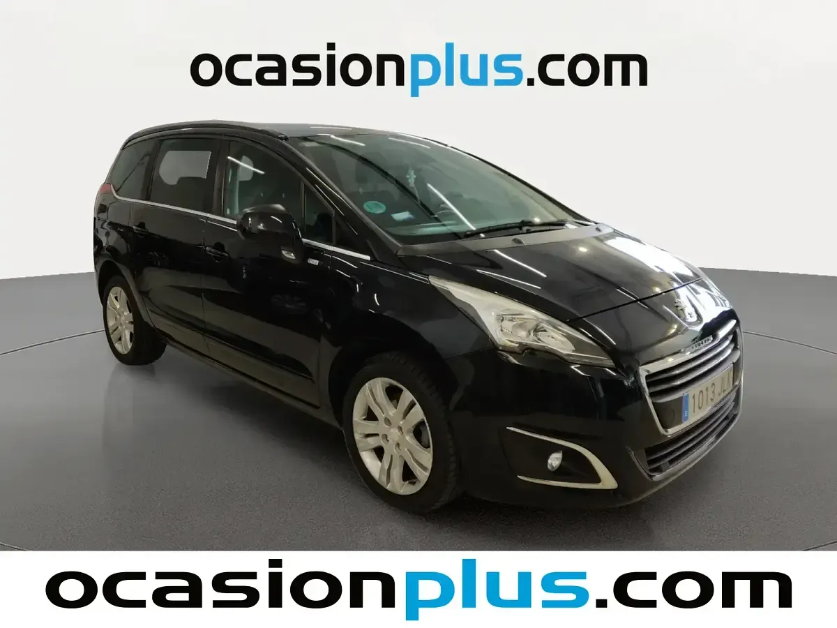 Usado Peugeot 5008 Style 120 CV (88 kW) 2016 Negro Monovolumen