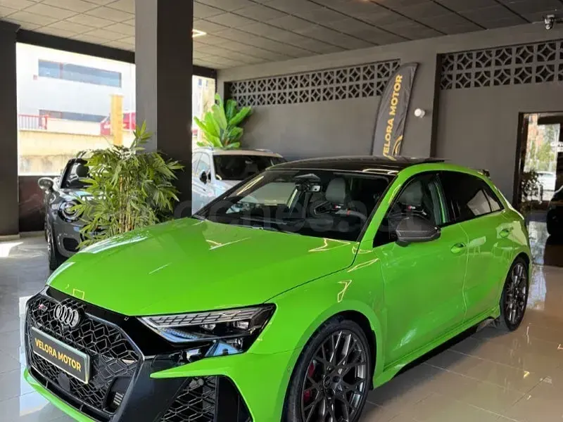 Nuevo Audi RS3 Premium 400 CV (294 kW) 2026 Verde Berlina