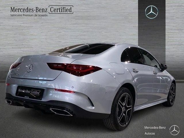 Usado Mercedes CLA250e 218 CV (160 kW) 2025 Plata hightech Berlina