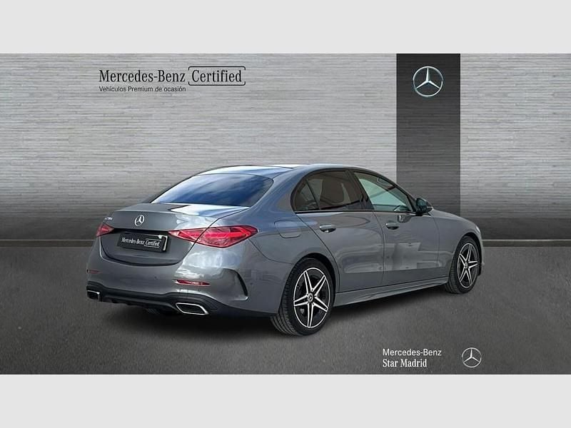 Usado Mercedes C220 AMG line 200 CV (147 kW) 2025 Gris selenita (metalizado) Berlina