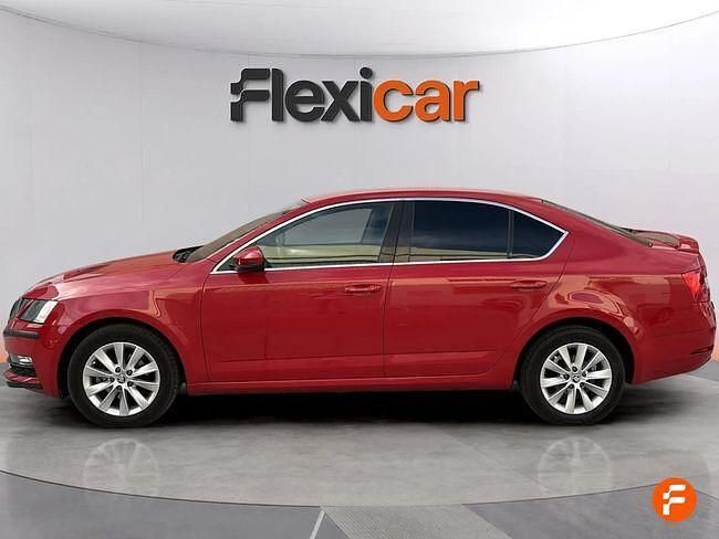 Usado Skoda Octavia Ambition 116 CV (85 kW) 2017 Rojo Familiar