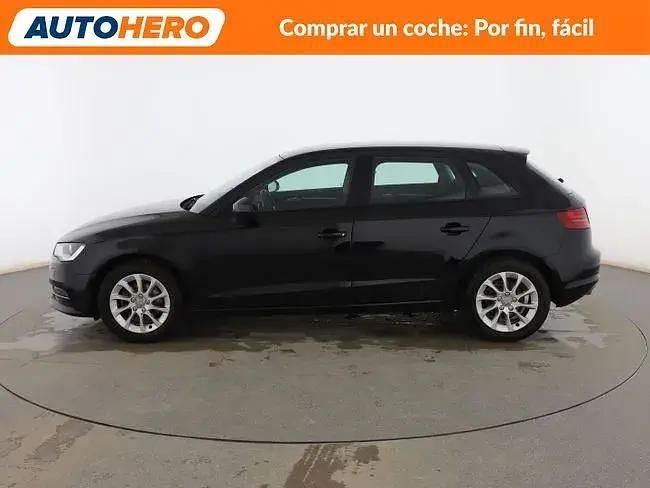 Käytetty Audi A3 Attraction 110 HP (80 kW) 2015 Musta Sedan