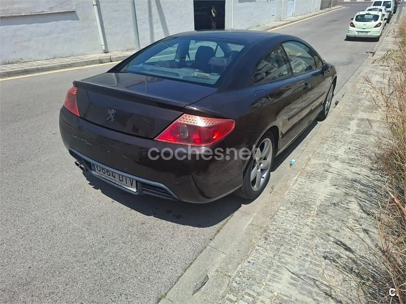 Marrón Usado 2006 Peugeot 407 Coupe Coupe | 6000 € (Caro) - Imagen 1/4