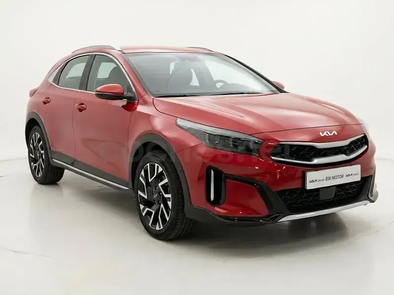 Nuevo Kia XCeed 141 CV (103 kW) 2025 Granate SUV