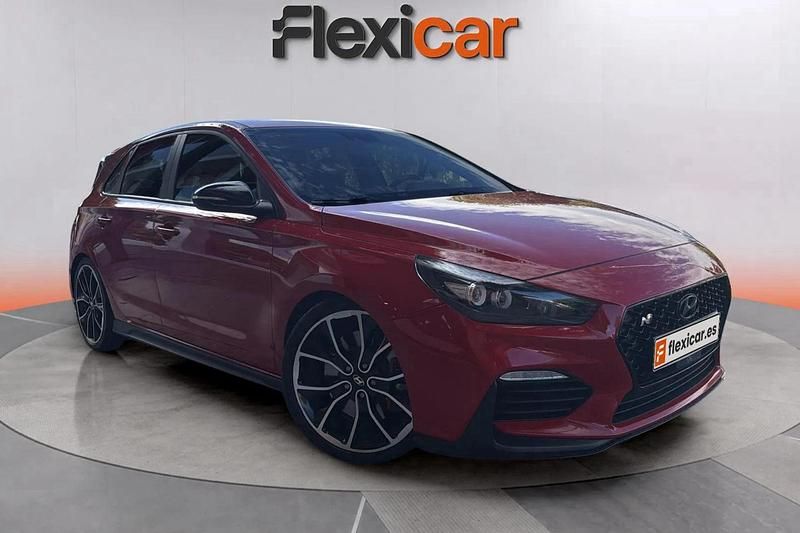 Rojo Usado 2018 Hyundai i30 N Performance Berlina | 24.990 € (Precio justo) - Imagen 1/4
