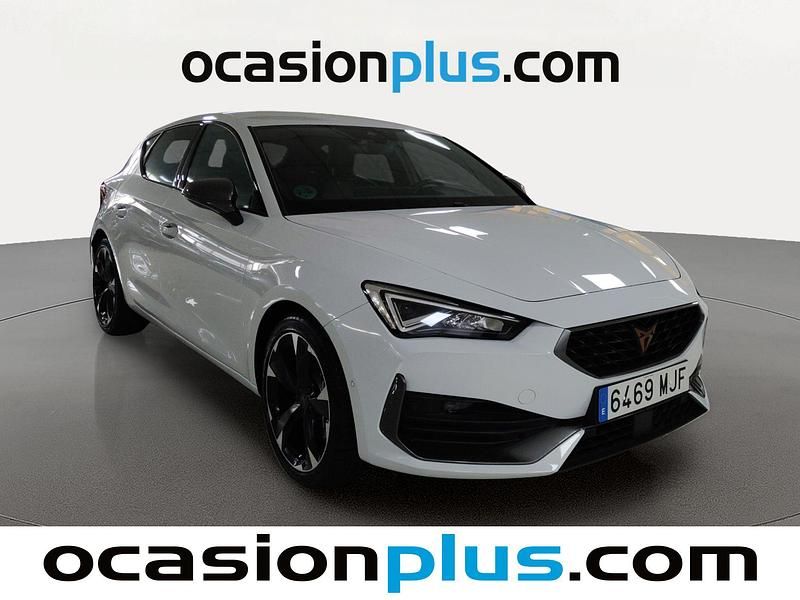 Usado Cupra Leon 190 CV (139 kW) 2023 Blanco Utilitario