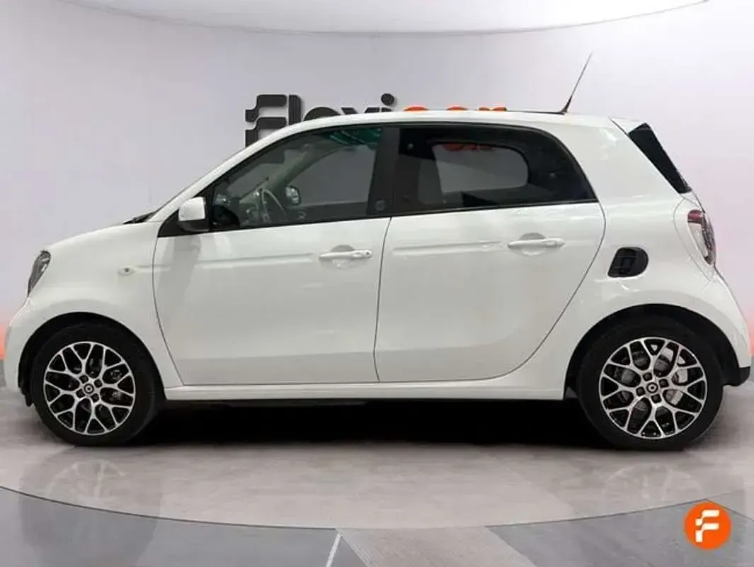 Usado Smart ForFour Electric Drive 60 kW (82 CV) 2021 Blanco Utilitario