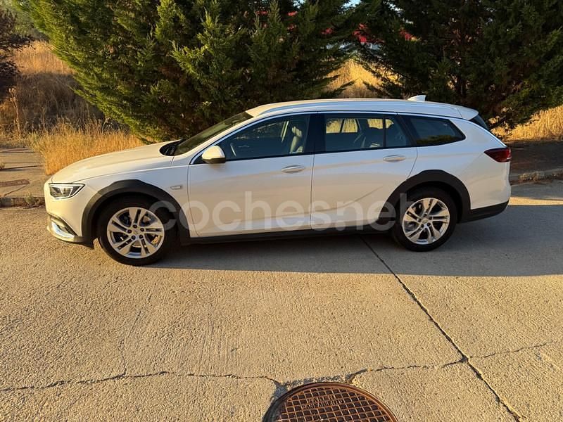 Usado Opel Insignia Excellence 210 CV (154 kW) 2018 Blanco Familiar