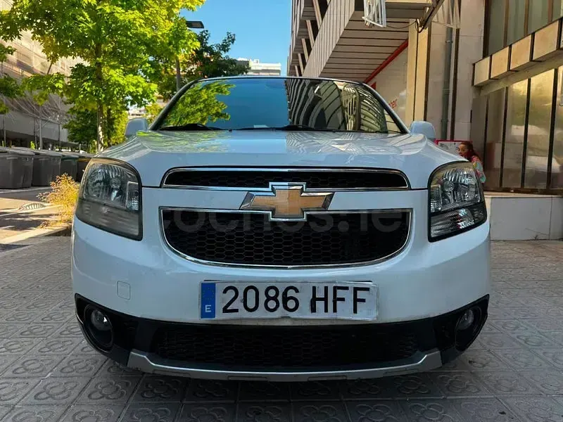 Usado Chevrolet Orlando LT 141 CV (103 kW) 2011 Blanco Monovolumen