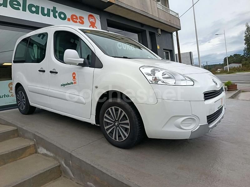 Usado Peugeot Partner Tepee Active 92 CV (67 kW) 2015 Blanco Monovolumen