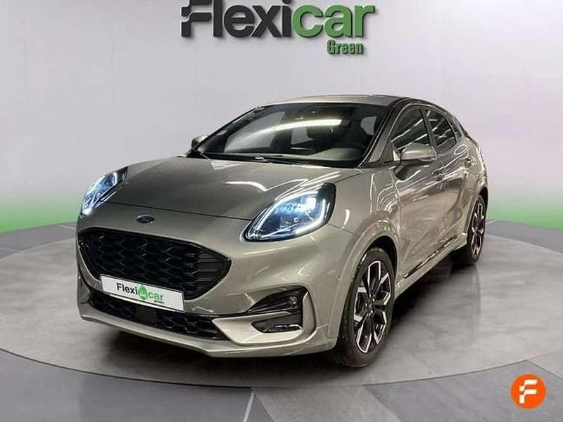 Usado Ford Puma Titanium 125 CV (91 kW) 2022 Gris SUV