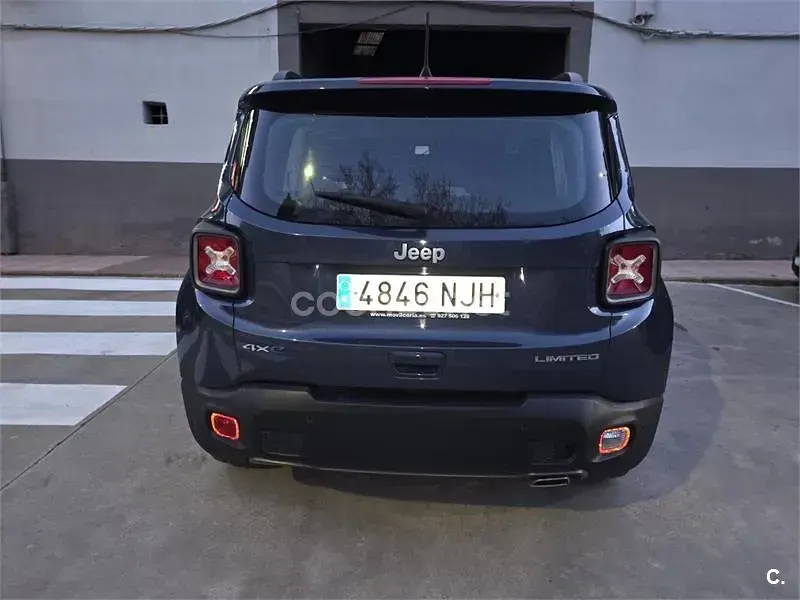 Usado Jeep Renegade Limited 190 CV (139 kW) 2021 Azul SUV
