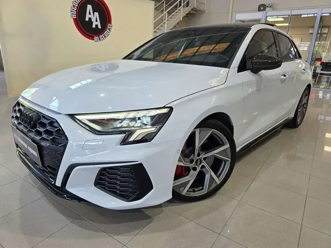 Usado Audi S3 Sportback 310 CV (228 kW) 2023 Blanco Utilitario