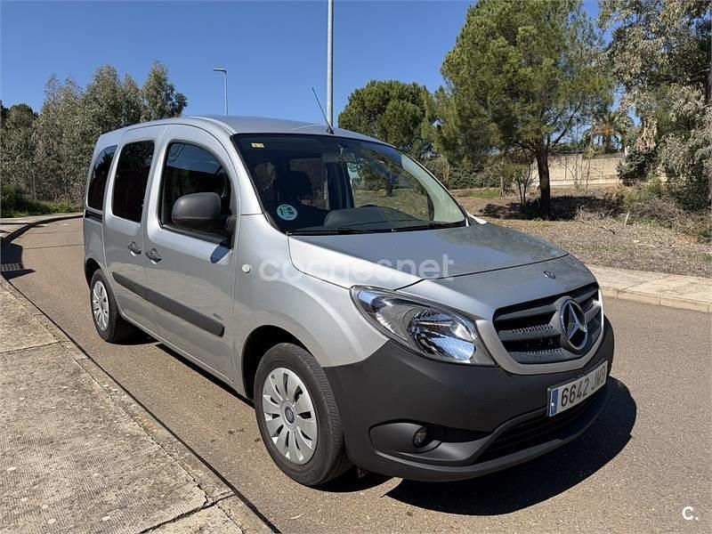 Usado Mercedes Citan 109 90 CV (66 kW) 2016 Gris / plata Familiar