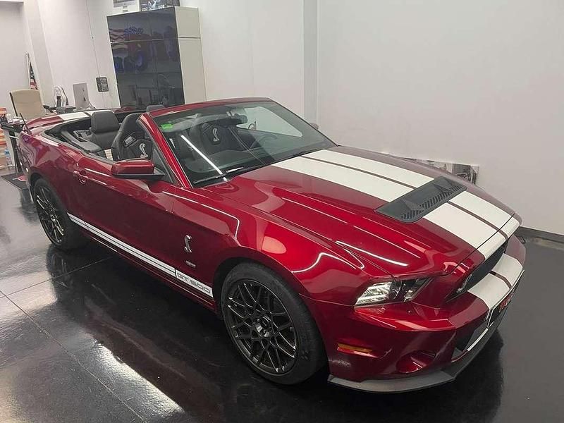 Usado Ford Mustang 662 CV (486 kW) 2013 Rojo Descapotable
