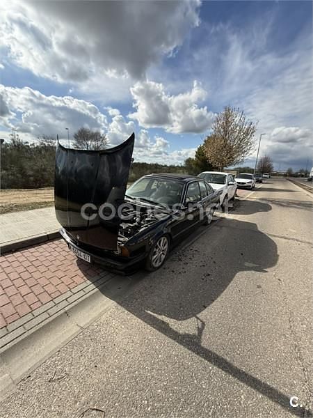 Usado BMW 520 129 CV (94 kW) 1989 Negro Berlina