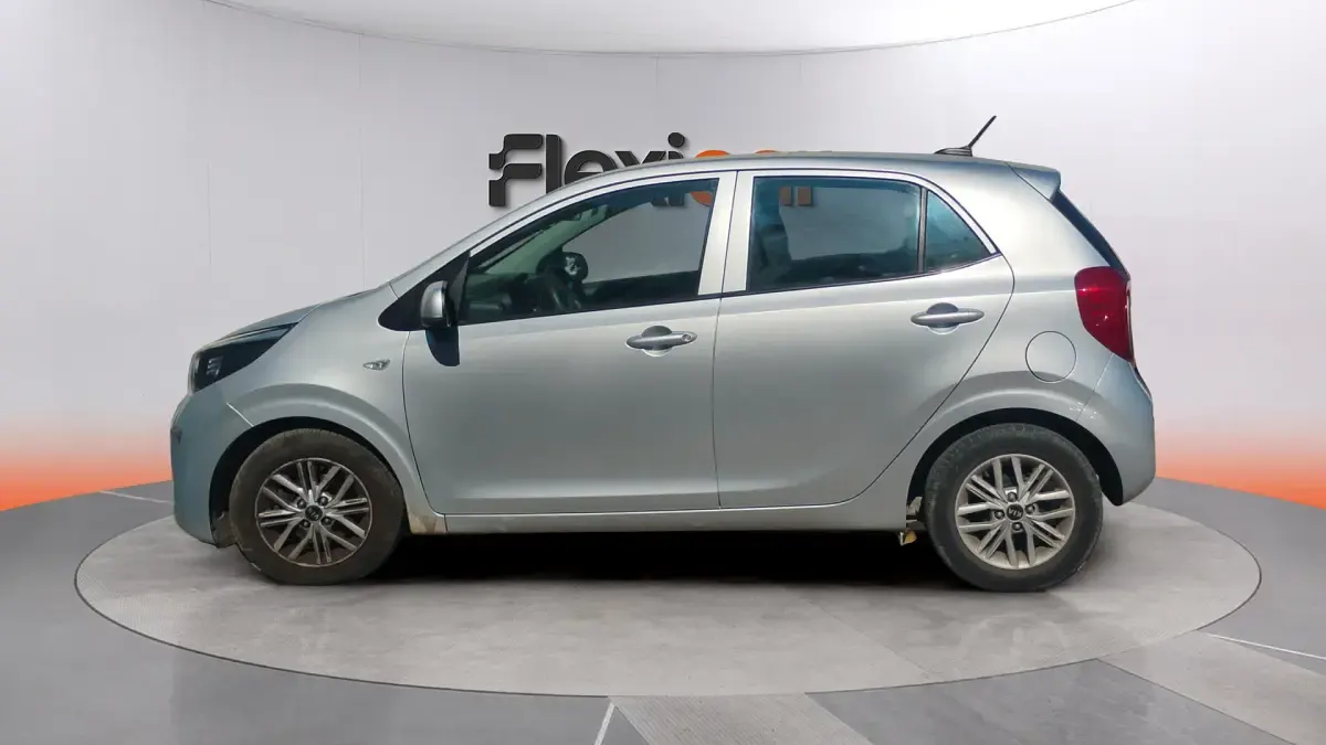 Usado Kia Picanto 67 CV (49 kW) 2021 Gris Utilitario