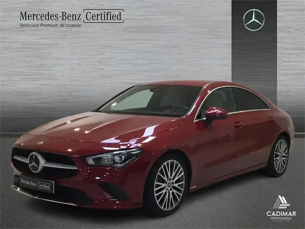 Usado Mercedes CLA200 150 CV (110 kW) 2021 Rojo Coupe