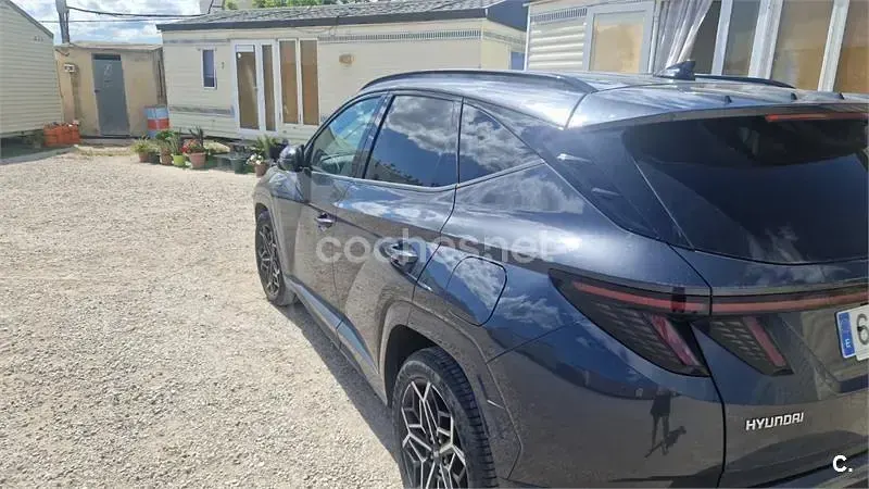 Usado Hyundai Tucson N Line 150 CV (110 kW) 2022 Gris / plata SUV