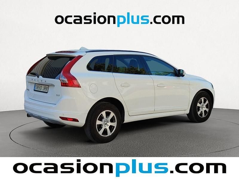 Usado Volvo XC60 Momentum 150 CV (110 kW) 2016 Blanco SUV