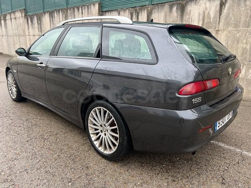Usado Alfa Romeo 156 Impression 115 CV (84 kW) 2005 Negro Familiar