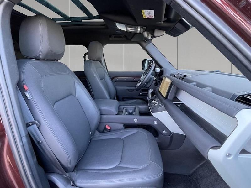 Usado Land Rover Defender SE Dynamic 249 CV (183 kW) 2023 Sedona red SUV