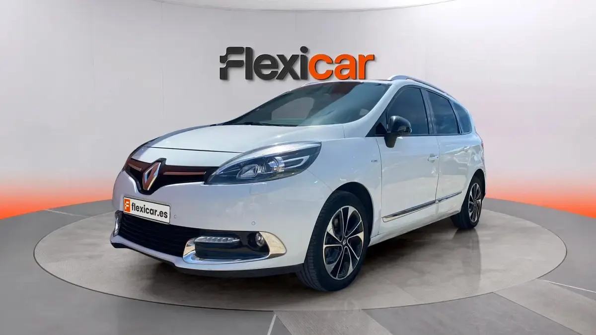 Usado Renault Grand Scénic IV Bose Edition 110 CV (80 kW) 2016 Blanco Monovolumen