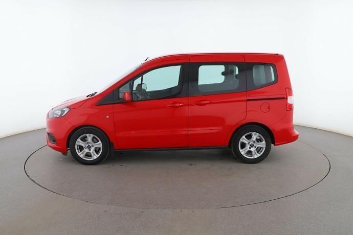 Usado Ford Tourneo Trend 100 CV (73 kW) 2018
